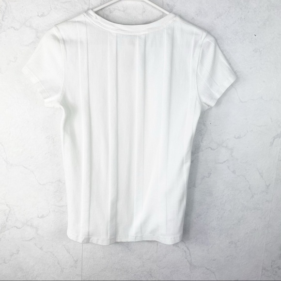[TH] White Ribbed Top - Picture 2 of 2